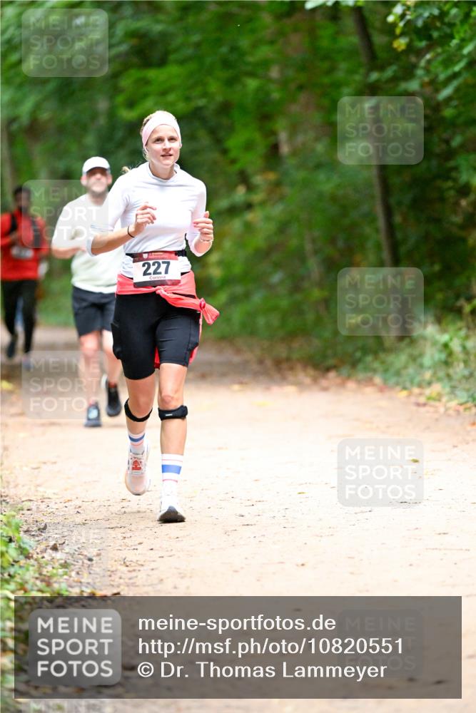 11.10.2026 - Bramfelder Halbmarathon 2026 Dr. Thomas Lammeyer http://msf.ph/oto/10820551 11.10.2026 10:22:01 Laufen 227 meine-sportfotos.de