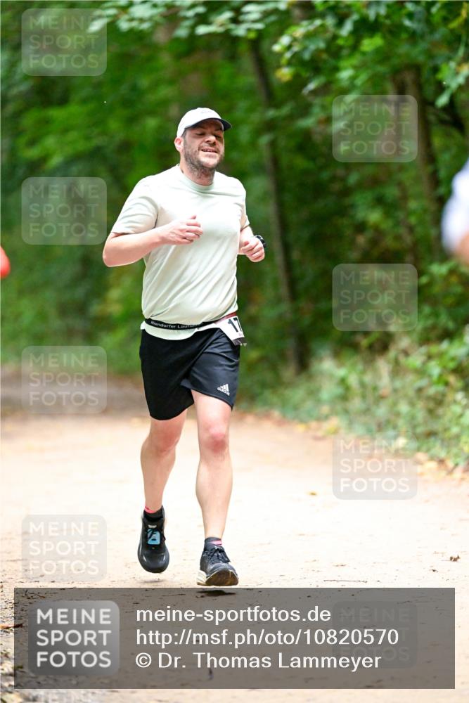 11.10.2026 - Bramfelder Halbmarathon 2026 Dr. Thomas Lammeyer http://msf.ph/oto/10820570 11.10.2026 10:22:05 Laufen  meine-sportfotos.de