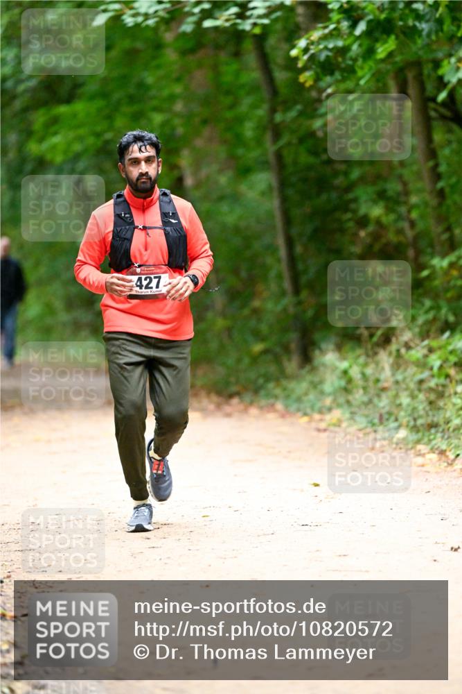 11.10.2026 - Bramfelder Halbmarathon 2026 Dr. Thomas Lammeyer http://msf.ph/oto/10820572 11.10.2026 10:22:09 Laufen 427 meine-sportfotos.de