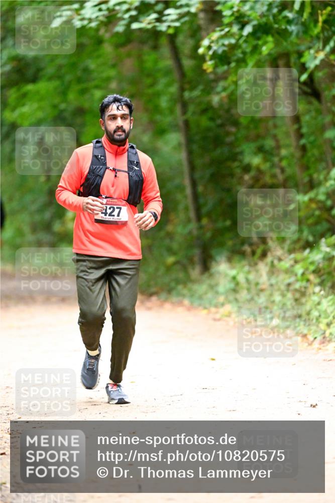 11.10.2026 - Bramfelder Halbmarathon 2026 Dr. Thomas Lammeyer http://msf.ph/oto/10820575 11.10.2026 10:22:10 Laufen 427 meine-sportfotos.de