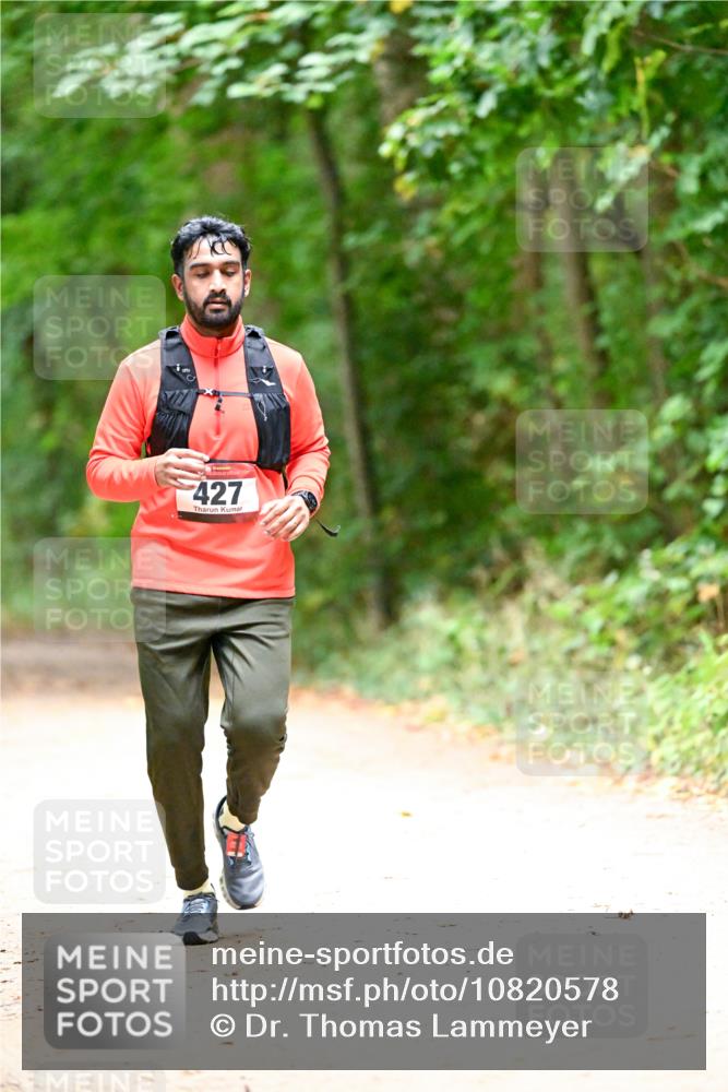 11.10.2026 - Bramfelder Halbmarathon 2026 Dr. Thomas Lammeyer http://msf.ph/oto/10820578 11.10.2026 10:22:10 Laufen 427 meine-sportfotos.de