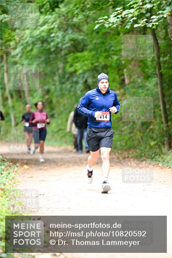 11.10.2026 - Bramfelder Halbmarathon 2026 Dr. Thomas Lammeyer http://msf.ph/oto/10820592 11.10.2026 10:22:16 Laufen 14 meine-sportfotos.de
