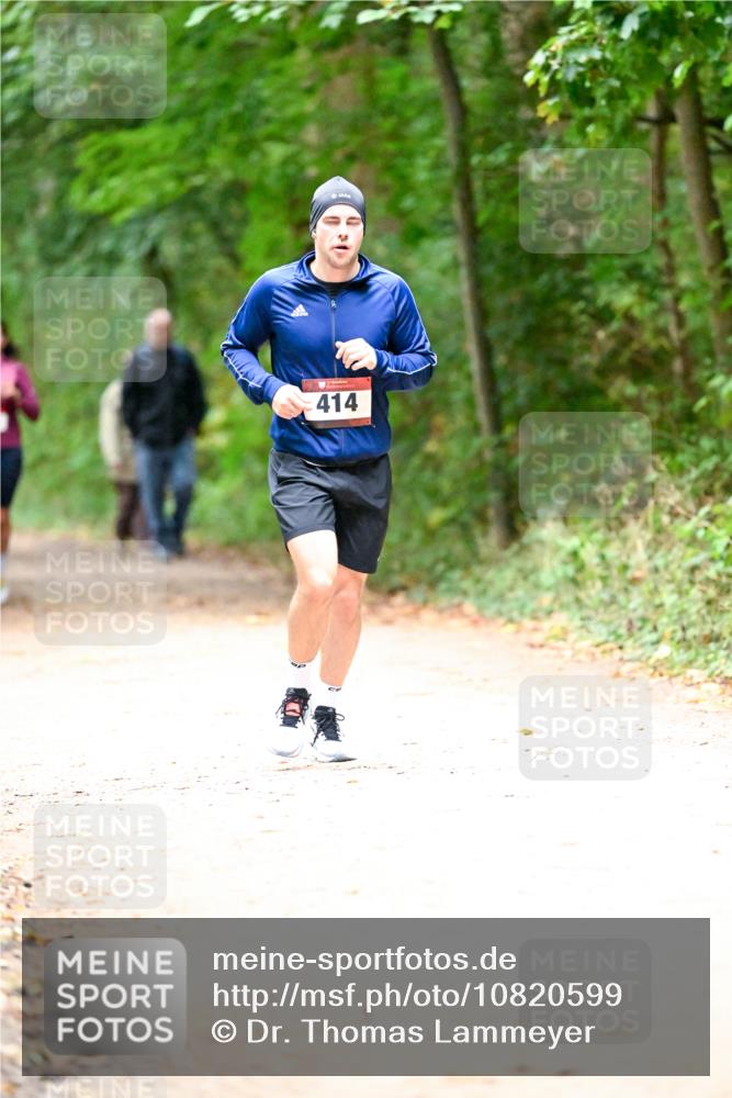 11.10.2026 - Bramfelder Halbmarathon 2026 Dr. Thomas Lammeyer http://msf.ph/oto/10820599 11.10.2026 10:22:17 Laufen 414 meine-sportfotos.de