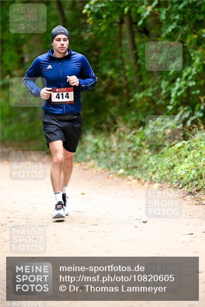 11.10.2026 - Bramfelder Halbmarathon 2026 Dr. Thomas Lammeyer http://msf.ph/oto/10820605 11.10.2026 10:22:18 Laufen 414 meine-sportfotos.de