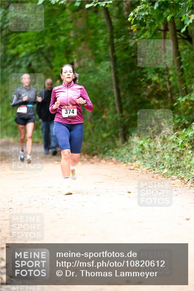 11.10.2026 - Bramfelder Halbmarathon 2026 Dr. Thomas Lammeyer http://msf.ph/oto/10820612 11.10.2026 10:22:22 Laufen 374 meine-sportfotos.de