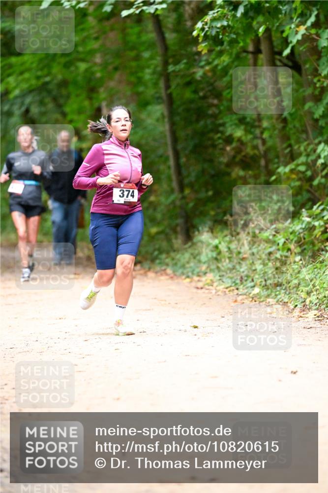 11.10.2026 - Bramfelder Halbmarathon 2026 Dr. Thomas Lammeyer http://msf.ph/oto/10820615 11.10.2026 10:22:23 Laufen 374, 82 meine-sportfotos.de