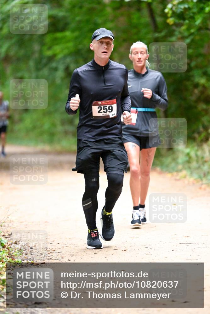 11.10.2026 - Bramfelder Halbmarathon 2026 Dr. Thomas Lammeyer http://msf.ph/oto/10820637 11.10.2026 10:22:27 Laufen 259, 274 meine-sportfotos.de