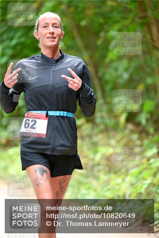 11.10.2026 - Bramfelder Halbmarathon 2026 Dr. Thomas Lammeyer http://msf.ph/oto/10820649 11.10.2026 10:22:30 Laufen 5, 62 meine-sportfotos.de