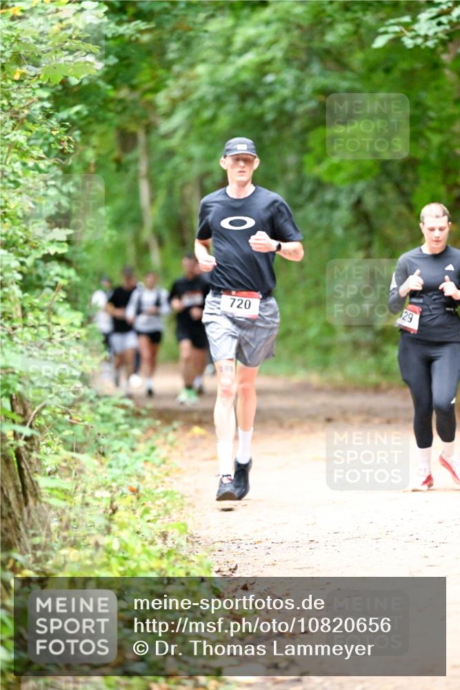 11.10.2026 - Bramfelder Halbmarathon 2026 Dr. Thomas Lammeyer http://msf.ph/oto/10820656 11.10.2026 10:22:38 Laufen 999, 0, 720, 29 meine-sportfotos.de