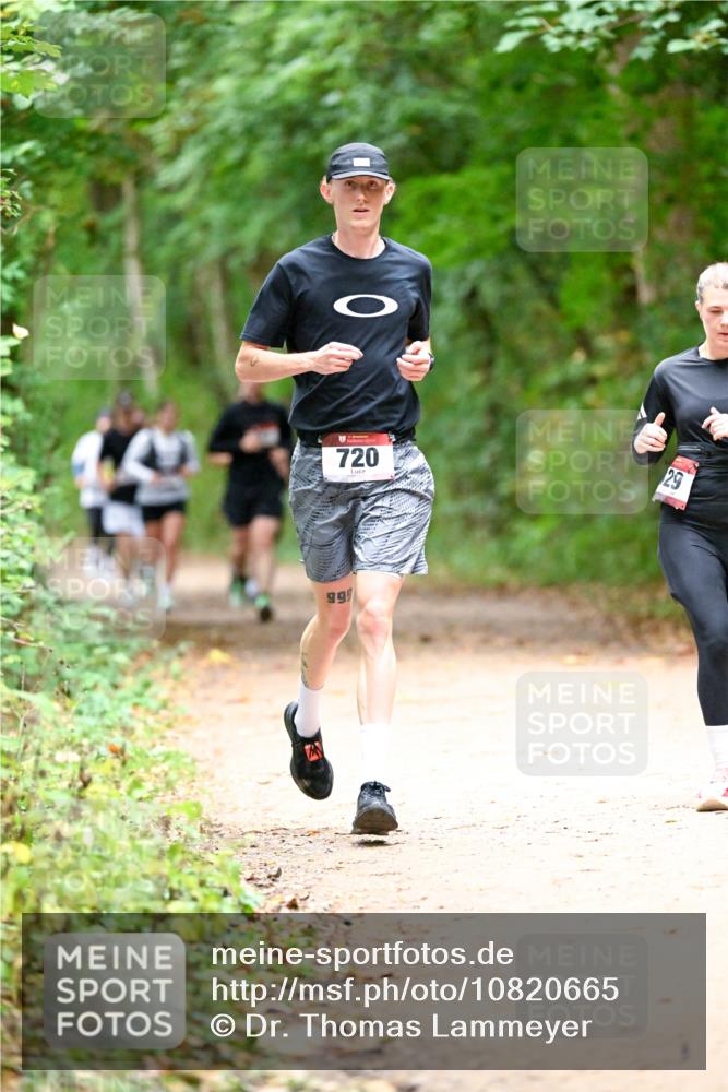 11.10.2026 - Bramfelder Halbmarathon 2026 Dr. Thomas Lammeyer http://msf.ph/oto/10820665 11.10.2026 10:22:39 Laufen 720, 29, 999 meine-sportfotos.de
