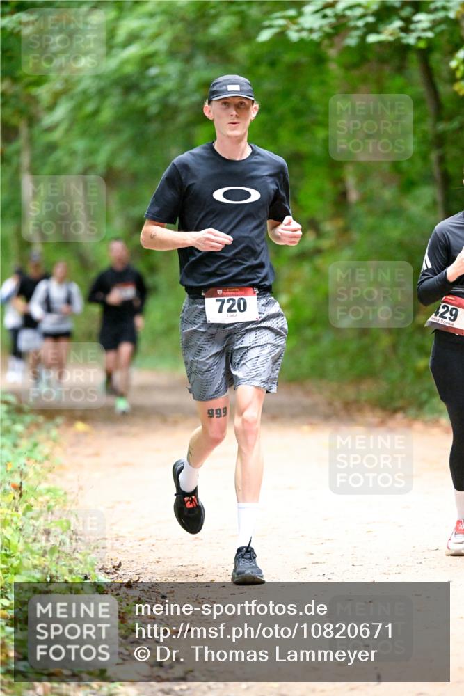 11.10.2026 - Bramfelder Halbmarathon 2026 Dr. Thomas Lammeyer http://msf.ph/oto/10820671 11.10.2026 10:22:40 Laufen 720, 429, 999 meine-sportfotos.de