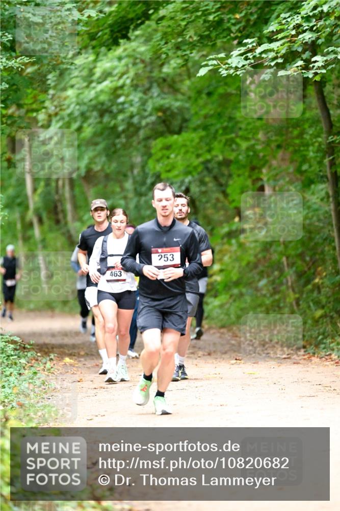 11.10.2026 - Bramfelder Halbmarathon 2026 Dr. Thomas Lammeyer http://msf.ph/oto/10820682 11.10.2026 10:22:45 Laufen 463, 253 meine-sportfotos.de