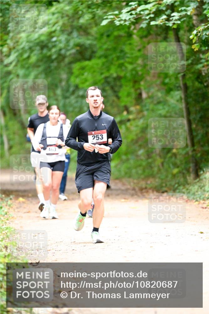 11.10.2026 - Bramfelder Halbmarathon 2026 Dr. Thomas Lammeyer http://msf.ph/oto/10820687 11.10.2026 10:22:46 Laufen 463, 253 meine-sportfotos.de