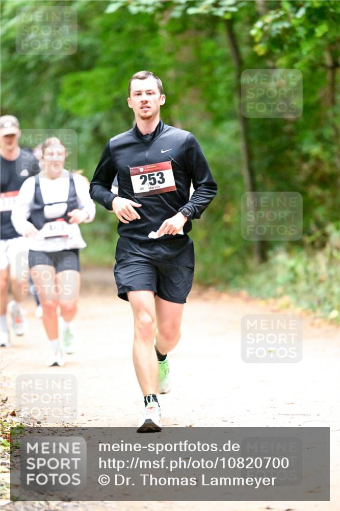 11.10.2026 - Bramfelder Halbmarathon 2026 Dr. Thomas Lammeyer http://msf.ph/oto/10820700 11.10.2026 10:22:48 Laufen 35, 253, 49 meine-sportfotos.de