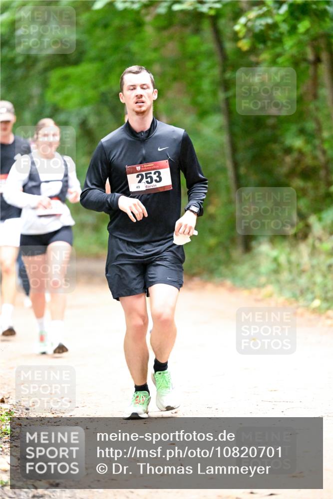 11.10.2026 - Bramfelder Halbmarathon 2026 Dr. Thomas Lammeyer http://msf.ph/oto/10820701 11.10.2026 10:22:48 Laufen 253, 49 meine-sportfotos.de