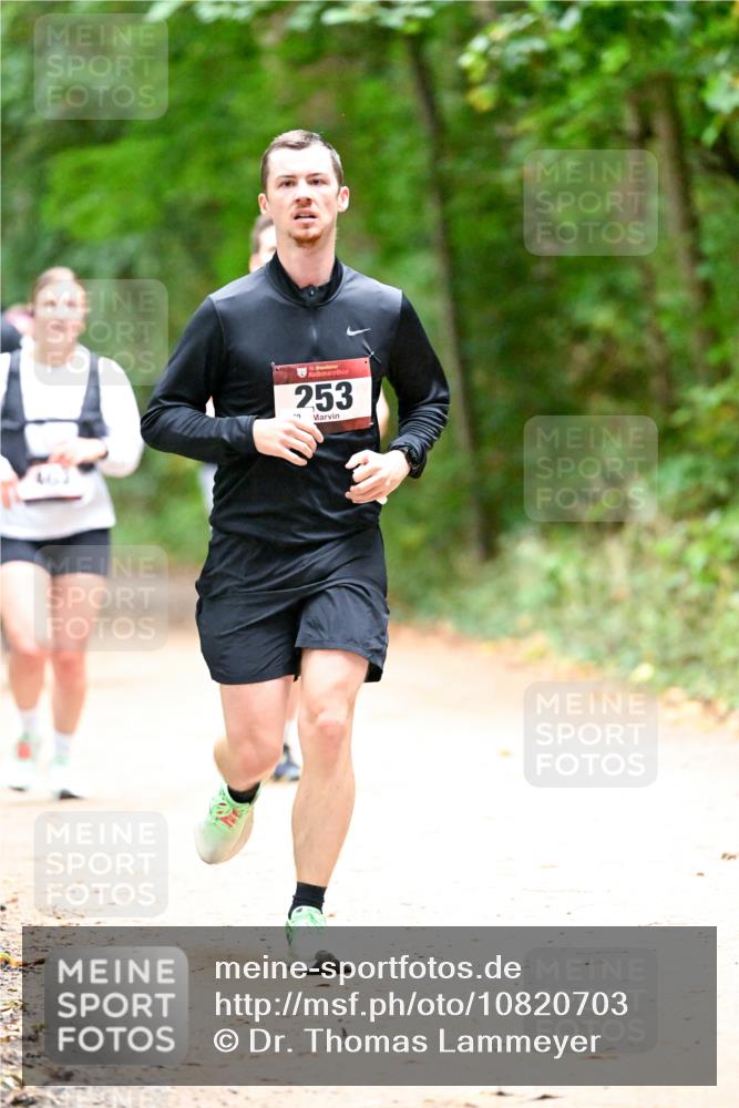 11.10.2026 - Bramfelder Halbmarathon 2026 Dr. Thomas Lammeyer http://msf.ph/oto/10820703 11.10.2026 10:22:48 Laufen 35, 253, 2 meine-sportfotos.de