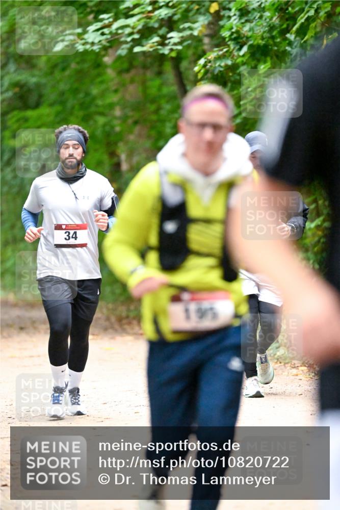 11.10.2026 - Bramfelder Halbmarathon 2026 Dr. Thomas Lammeyer http://msf.ph/oto/10820722 11.10.2026 10:22:54 Laufen 34 meine-sportfotos.de