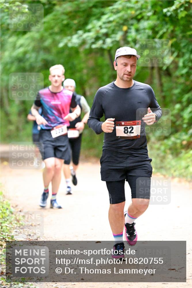 11.10.2026 - Bramfelder Halbmarathon 2026 Dr. Thomas Lammeyer http://msf.ph/oto/10820755 11.10.2026 10:23:02 Laufen 82 meine-sportfotos.de