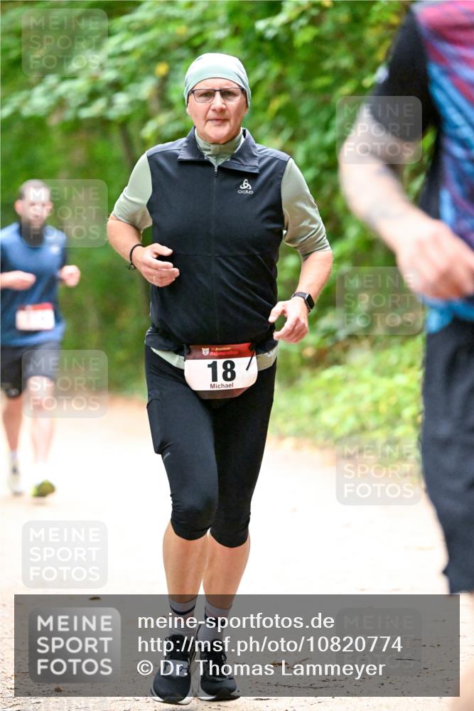 11.10.2026 - Bramfelder Halbmarathon 2026 Dr. Thomas Lammeyer http://msf.ph/oto/10820774 11.10.2026 10:23:06 Laufen 18, 6 meine-sportfotos.de
