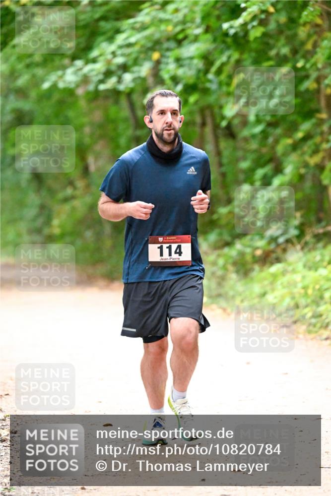 11.10.2026 - Bramfelder Halbmarathon 2026 Dr. Thomas Lammeyer http://msf.ph/oto/10820784 11.10.2026 10:23:08 Laufen 35, 114 meine-sportfotos.de