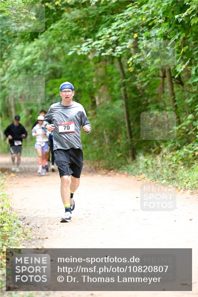 11.10.2026 - Bramfelder Halbmarathon 2026 Dr. Thomas Lammeyer http://msf.ph/oto/10820807 11.10.2026 10:23:15 Laufen 70 meine-sportfotos.de
