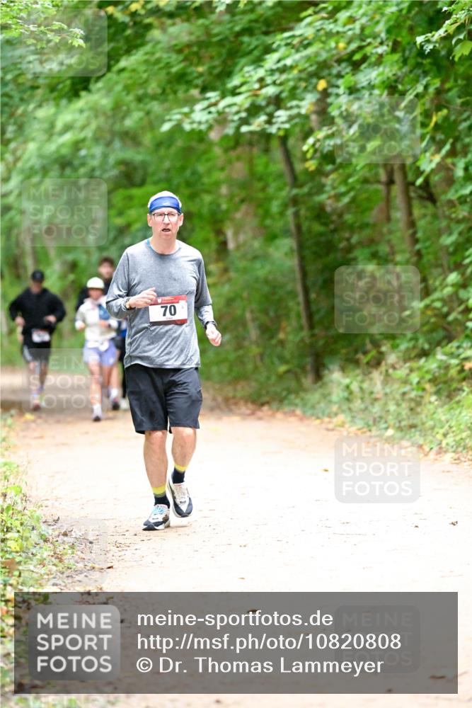 11.10.2026 - Bramfelder Halbmarathon 2026 Dr. Thomas Lammeyer http://msf.ph/oto/10820808 11.10.2026 10:23:15 Laufen 70 meine-sportfotos.de