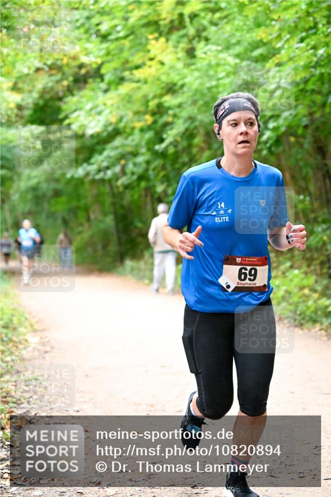 11.10.2026 - Bramfelder Halbmarathon 2026 Dr. Thomas Lammeyer http://msf.ph/oto/10820894 11.10.2026 10:23:34 Laufen 14, 35, 69 meine-sportfotos.de