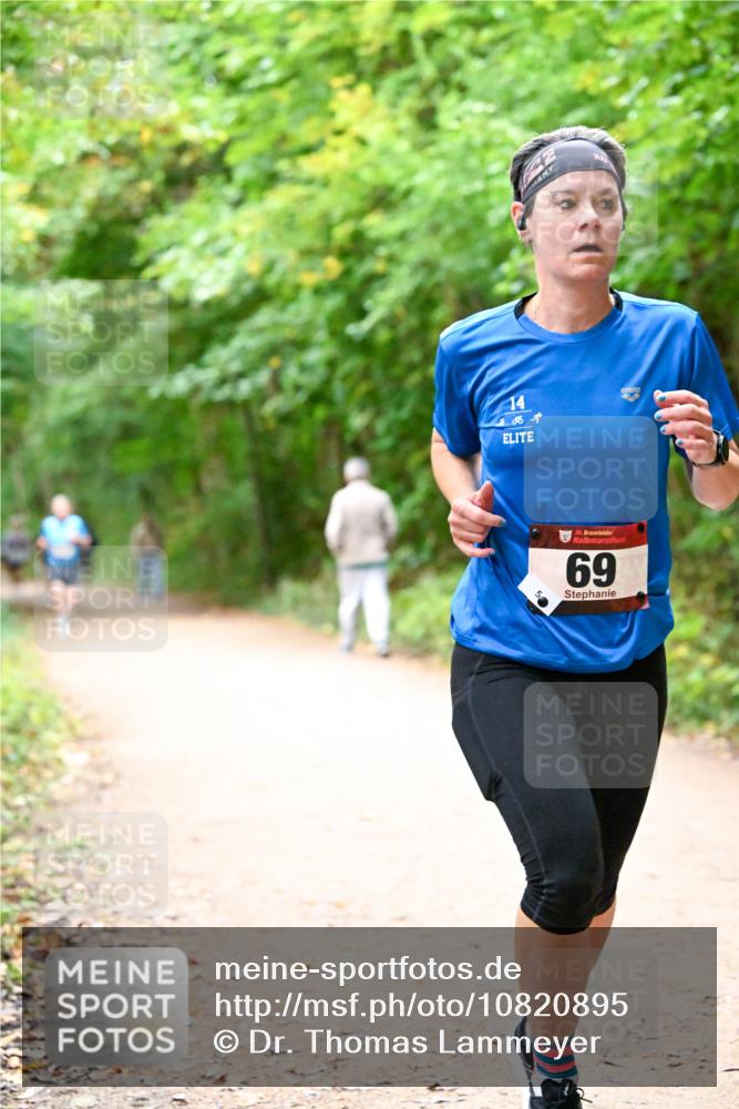 11.10.2026 - Bramfelder Halbmarathon 2026 Dr. Thomas Lammeyer http://msf.ph/oto/10820895 11.10.2026 10:23:34 Laufen 14, 35, 69 meine-sportfotos.de