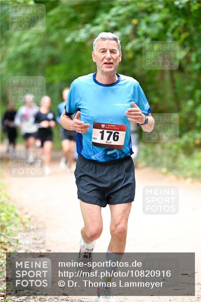 11.10.2026 - Bramfelder Halbmarathon 2026 Dr. Thomas Lammeyer http://msf.ph/oto/10820916 11.10.2026 10:23:40 Laufen 265, 35, 176 meine-sportfotos.de