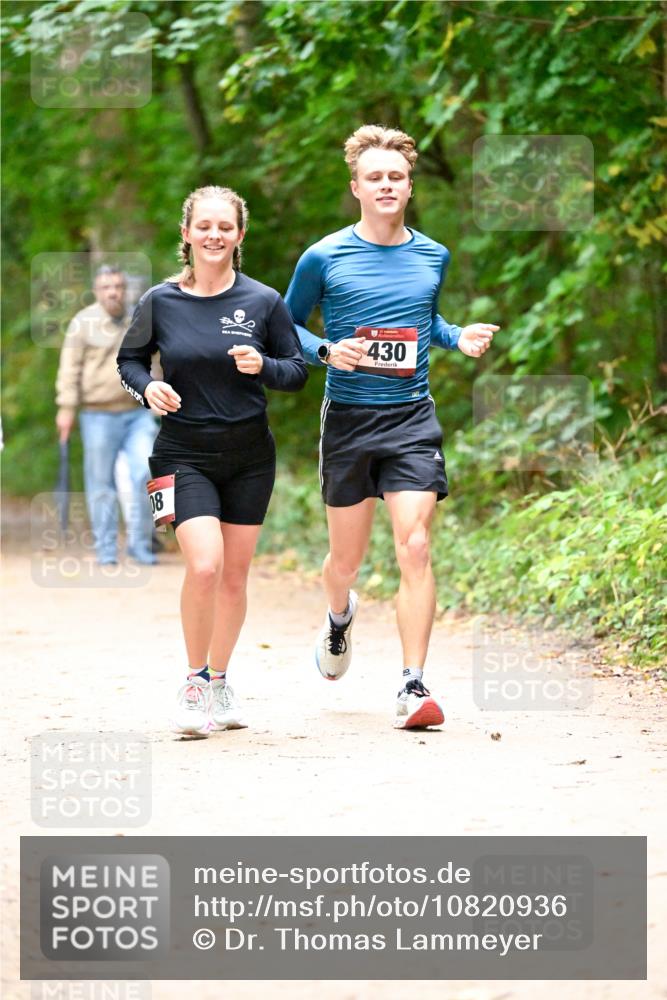 11.10.2026 - Bramfelder Halbmarathon 2026 Dr. Thomas Lammeyer http://msf.ph/oto/10820936 11.10.2026 10:23:44 Laufen 18, 430 meine-sportfotos.de