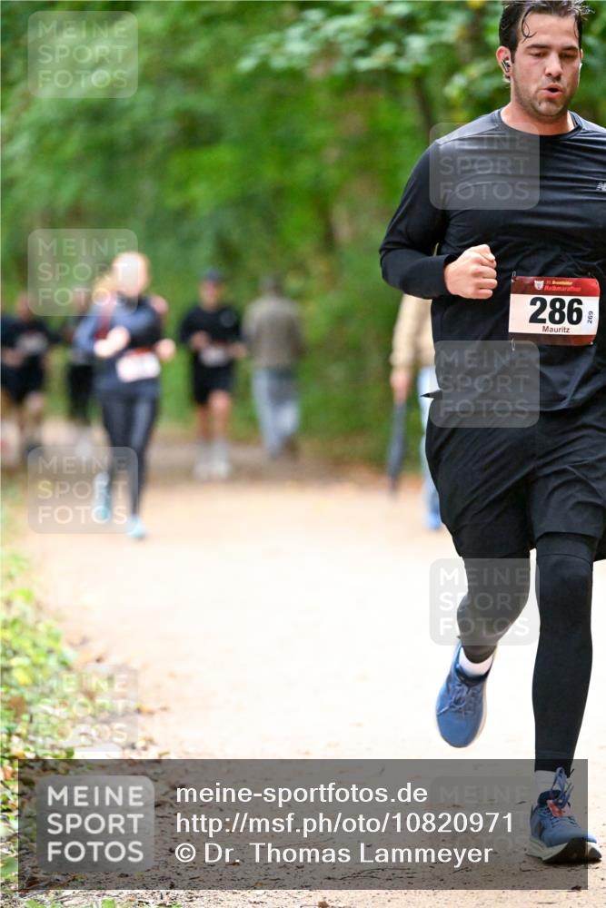 11.10.2026 - Bramfelder Halbmarathon 2026 Dr. Thomas Lammeyer http://msf.ph/oto/10820971 11.10.2026 10:23:50 Laufen 35, 286 meine-sportfotos.de