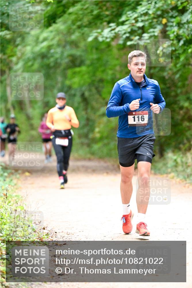 11.10.2026 - Bramfelder Halbmarathon 2026 Dr. Thomas Lammeyer http://msf.ph/oto/10821022 11.10.2026 10:24:03 Laufen 116 meine-sportfotos.de