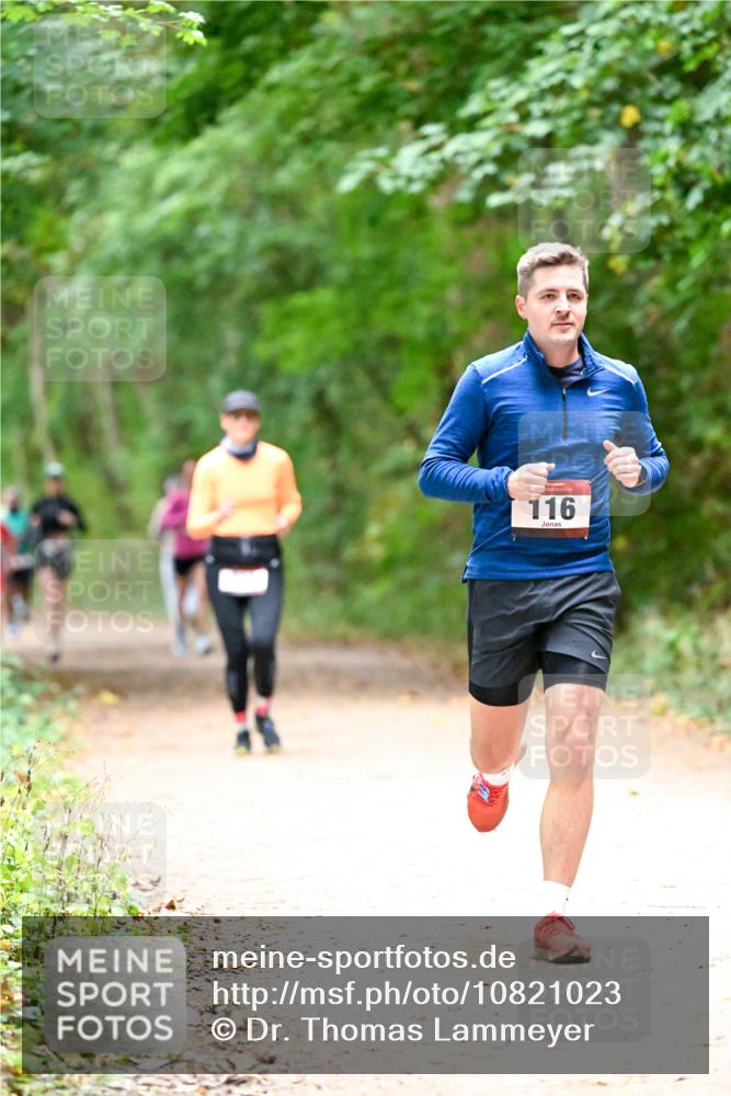 11.10.2026 - Bramfelder Halbmarathon 2026 Dr. Thomas Lammeyer http://msf.ph/oto/10821023 11.10.2026 10:24:03 Laufen 116 meine-sportfotos.de