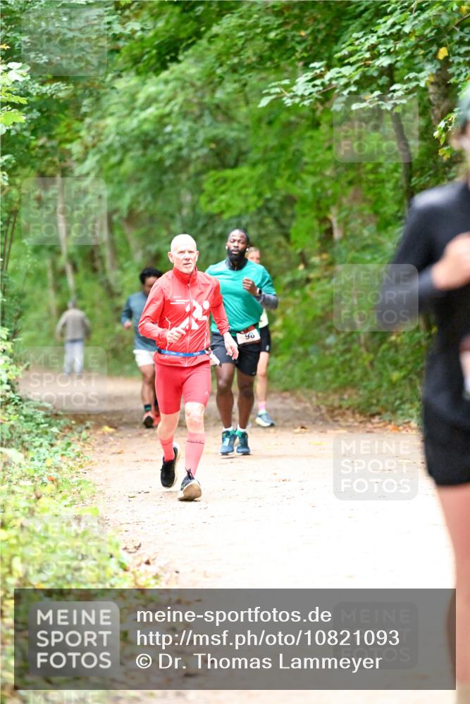 11.10.2026 - Bramfelder Halbmarathon 2026 Dr. Thomas Lammeyer http://msf.ph/oto/10821093 11.10.2026 10:24:15 Laufen 98 meine-sportfotos.de