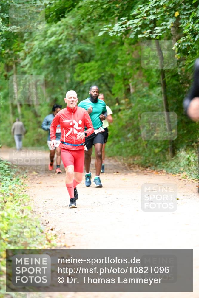 11.10.2026 - Bramfelder Halbmarathon 2026 Dr. Thomas Lammeyer http://msf.ph/oto/10821096 11.10.2026 10:24:16 Laufen  meine-sportfotos.de