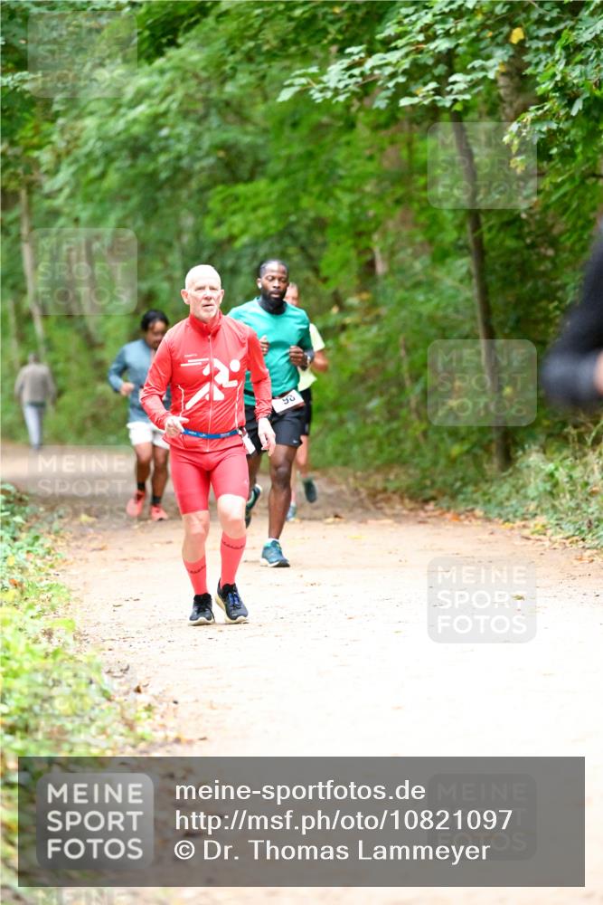 11.10.2026 - Bramfelder Halbmarathon 2026 Dr. Thomas Lammeyer http://msf.ph/oto/10821097 11.10.2026 10:24:16 Laufen  meine-sportfotos.de
