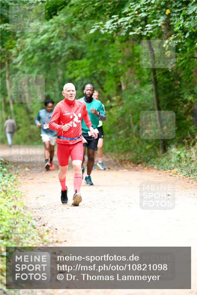 11.10.2026 - Bramfelder Halbmarathon 2026 Dr. Thomas Lammeyer http://msf.ph/oto/10821098 11.10.2026 10:24:16 Laufen  meine-sportfotos.de