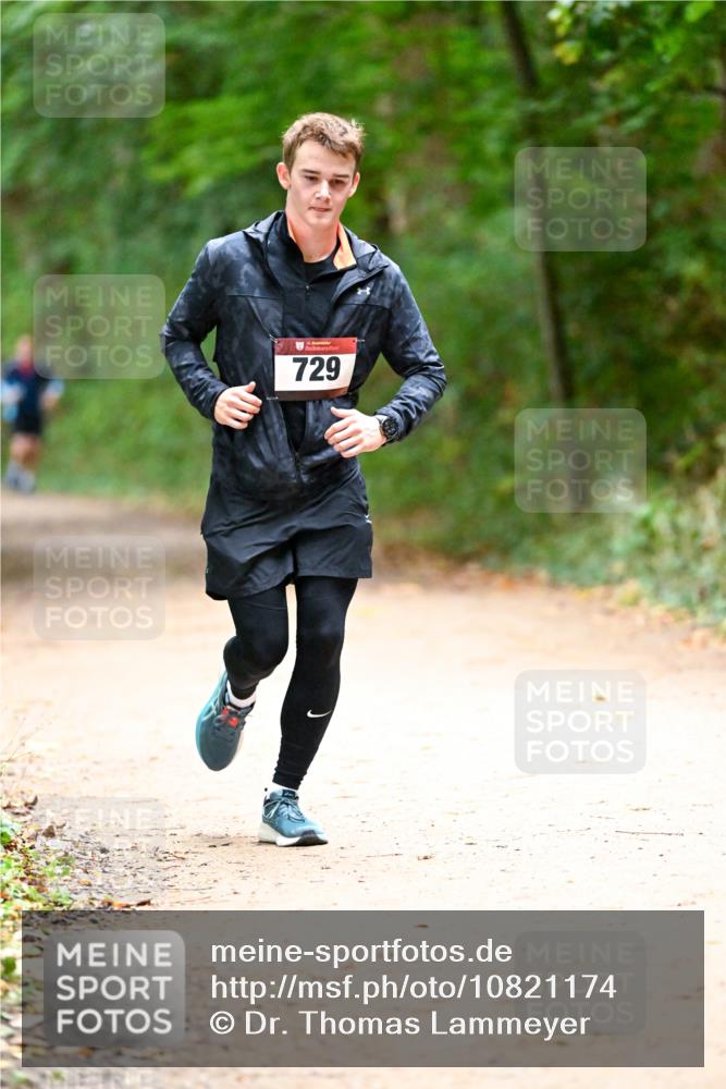 11.10.2026 - Bramfelder Halbmarathon 2026 Dr. Thomas Lammeyer http://msf.ph/oto/10821174 11.10.2026 10:24:48 Laufen 35, 729 meine-sportfotos.de