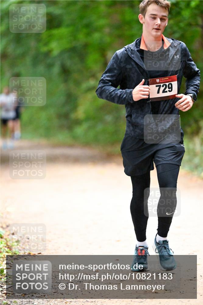 11.10.2026 - Bramfelder Halbmarathon 2026 Dr. Thomas Lammeyer http://msf.ph/oto/10821183 11.10.2026 10:24:49 Laufen 35, 729 meine-sportfotos.de