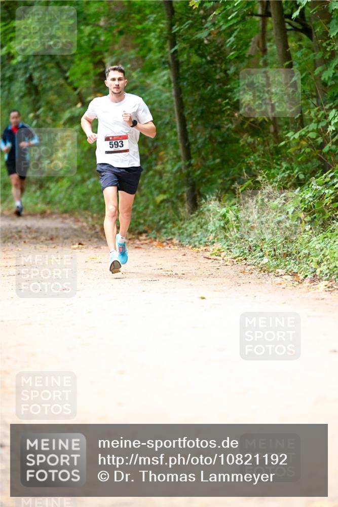 11.10.2026 - Bramfelder Halbmarathon 2026 Dr. Thomas Lammeyer http://msf.ph/oto/10821192 11.10.2026 10:24:55 Laufen 593 meine-sportfotos.de