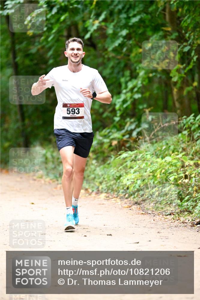 11.10.2026 - Bramfelder Halbmarathon 2026 Dr. Thomas Lammeyer http://msf.ph/oto/10821206 11.10.2026 10:24:57 Laufen 593 meine-sportfotos.de