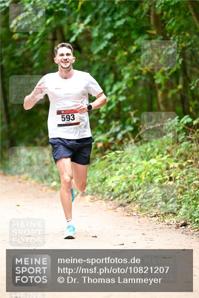 11.10.2026 - Bramfelder Halbmarathon 2026 Dr. Thomas Lammeyer http://msf.ph/oto/10821207 11.10.2026 10:24:57 Laufen 593, 132 meine-sportfotos.de