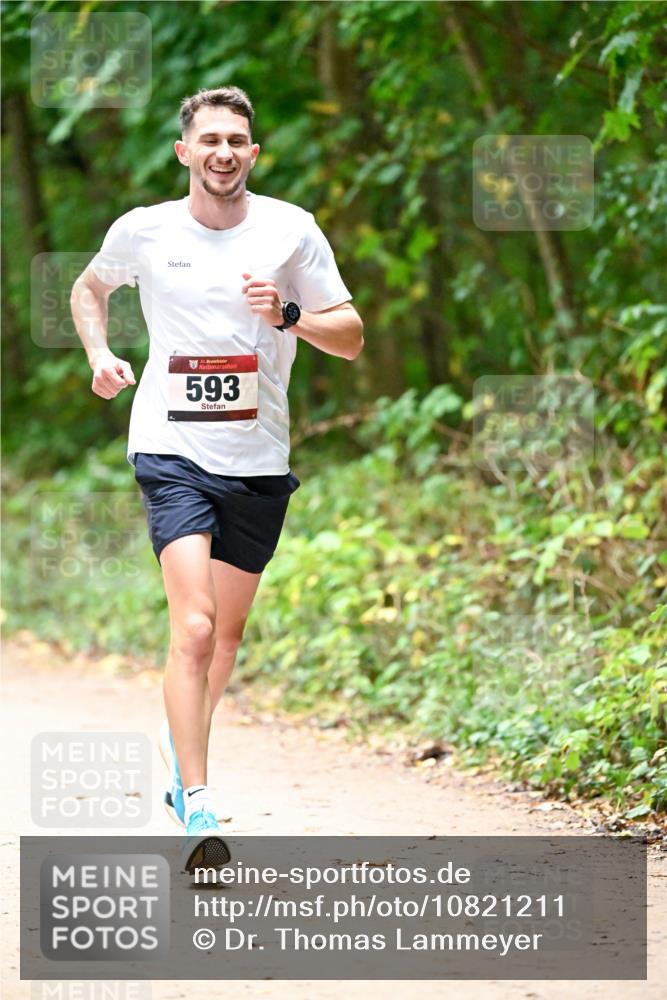 11.10.2026 - Bramfelder Halbmarathon 2026 Dr. Thomas Lammeyer http://msf.ph/oto/10821211 11.10.2026 10:24:57 Laufen 35, 593 meine-sportfotos.de