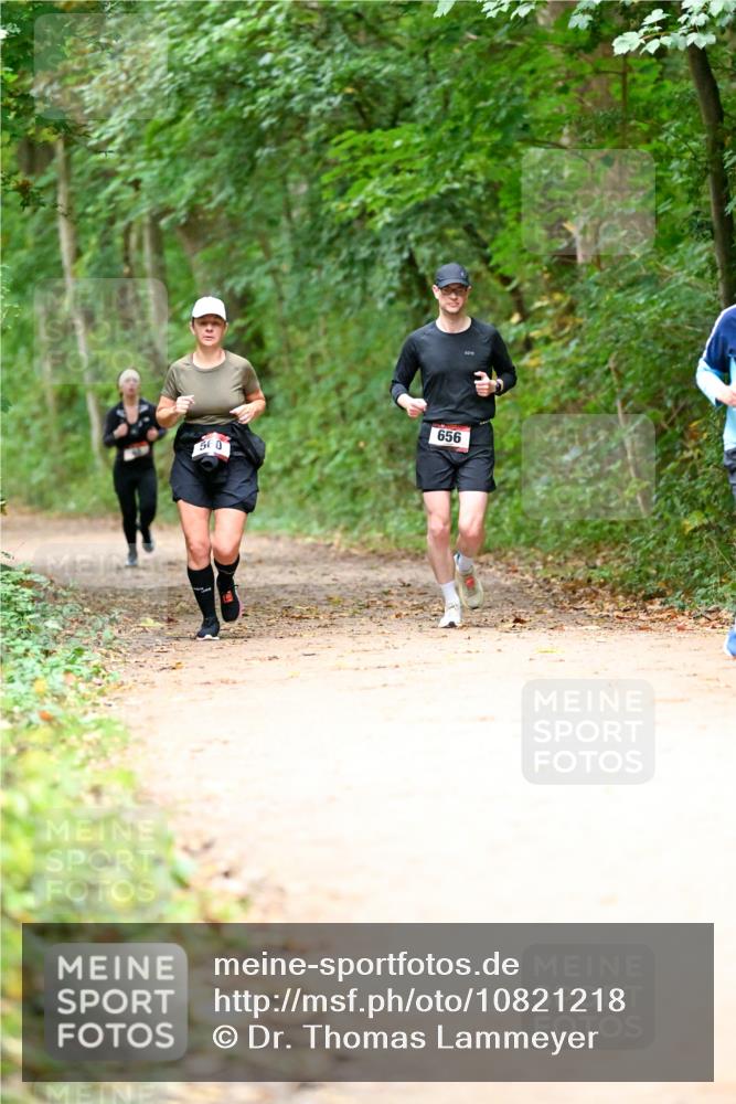 11.10.2026 - Bramfelder Halbmarathon 2026 Dr. Thomas Lammeyer http://msf.ph/oto/10821218 11.10.2026 10:25:03 Laufen 656, 560 meine-sportfotos.de