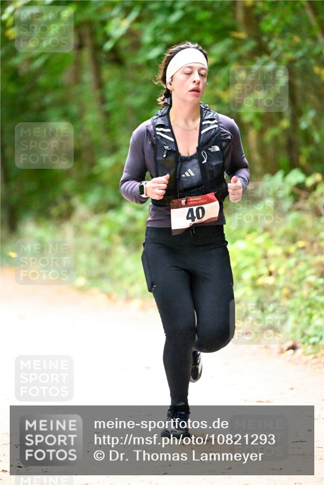 11.10.2026 - Bramfelder Halbmarathon 2026 Dr. Thomas Lammeyer http://msf.ph/oto/10821293 11.10.2026 10:25:17 Laufen 35, 40 meine-sportfotos.de