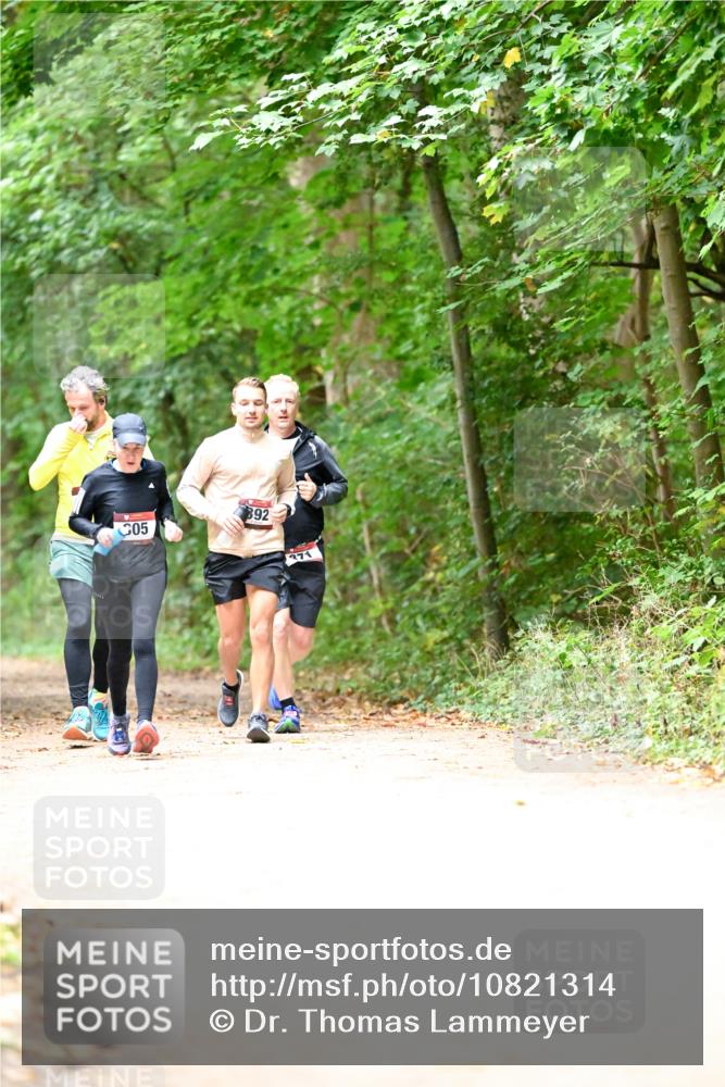 11.10.2026 - Bramfelder Halbmarathon 2026 Dr. Thomas Lammeyer http://msf.ph/oto/10821314 11.10.2026 10:26:09 Laufen 05, 892, 371 meine-sportfotos.de