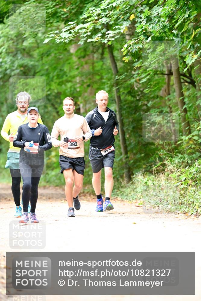 11.10.2026 - Bramfelder Halbmarathon 2026 Dr. Thomas Lammeyer http://msf.ph/oto/10821327 11.10.2026 10:26:11 Laufen 392, 371 meine-sportfotos.de