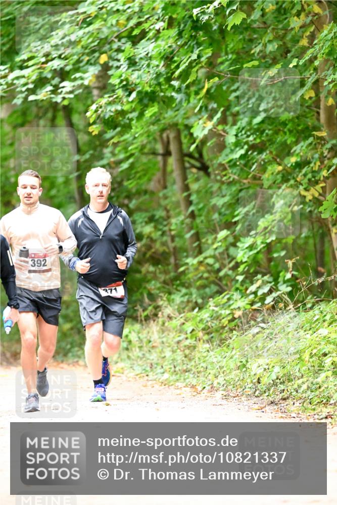 11.10.2026 - Bramfelder Halbmarathon 2026 Dr. Thomas Lammeyer http://msf.ph/oto/10821337 11.10.2026 10:26:12 Laufen 392, 371 meine-sportfotos.de