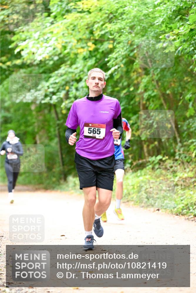 11.10.2026 - Bramfelder Halbmarathon 2026 Dr. Thomas Lammeyer http://msf.ph/oto/10821419 11.10.2026 10:27:00 Laufen 565, 87, 44 meine-sportfotos.de