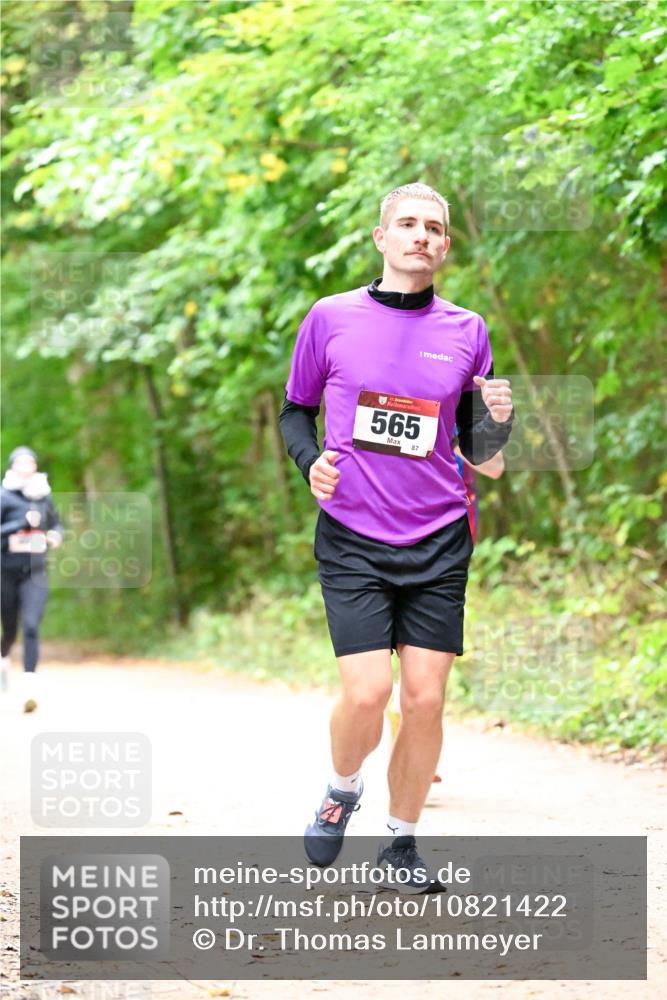 11.10.2026 - Bramfelder Halbmarathon 2026 Dr. Thomas Lammeyer http://msf.ph/oto/10821422 11.10.2026 10:27:00 Laufen 565, 87 meine-sportfotos.de